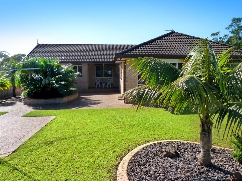 33 Leo Drive, Narrawallee NSW 2539