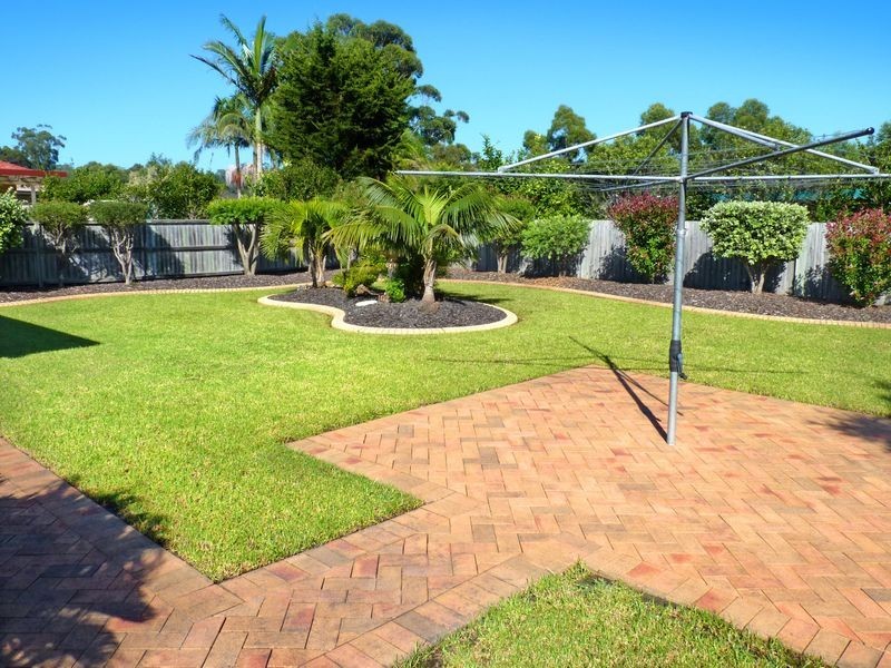 33 Leo Drive, Narrawallee NSW 2539