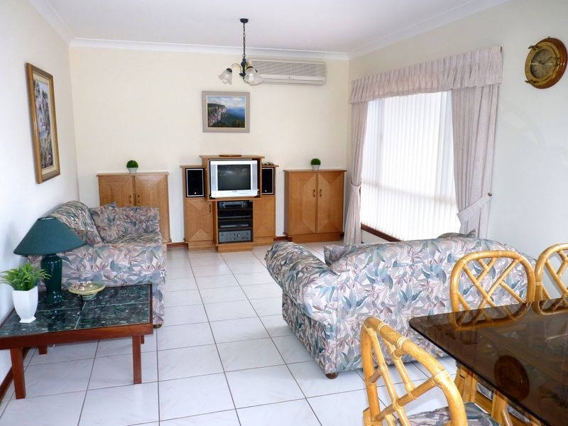 33 Leo Drive, Narrawallee NSW 2539