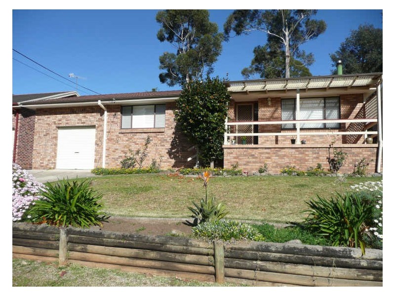 7 Turner Street, Mollymook NSW 2539