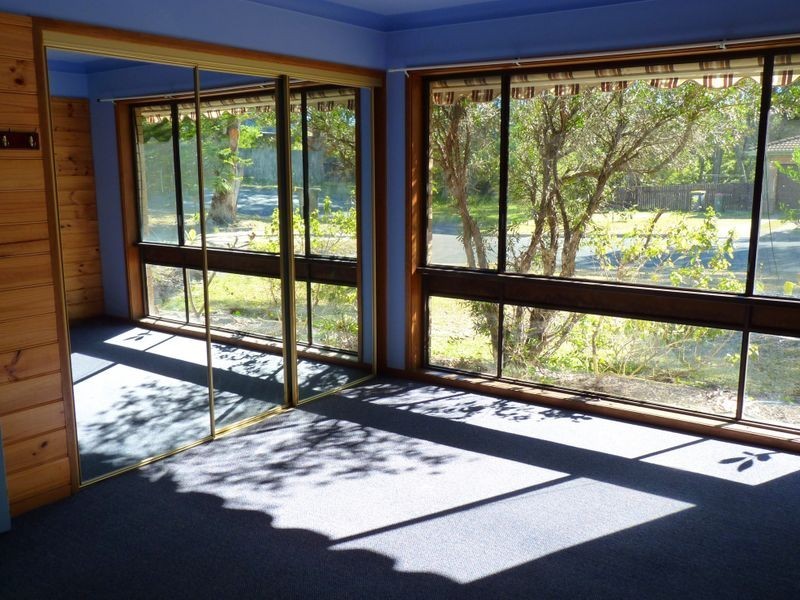 13 Augenaut Avenue, Ulladulla NSW 2539