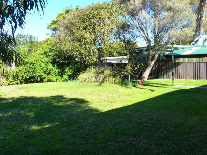 13 Augenaut Avenue, Ulladulla NSW 2539