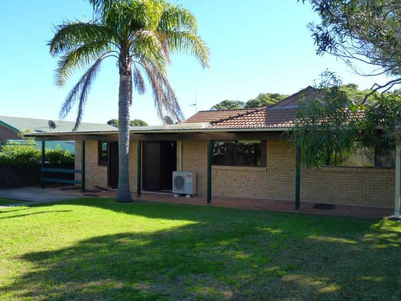 13 Augenaut Avenue, Ulladulla NSW 2539