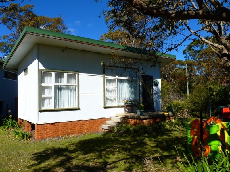 16 Lake Conjola Entrance Road, Lake Conjola NSW 2539