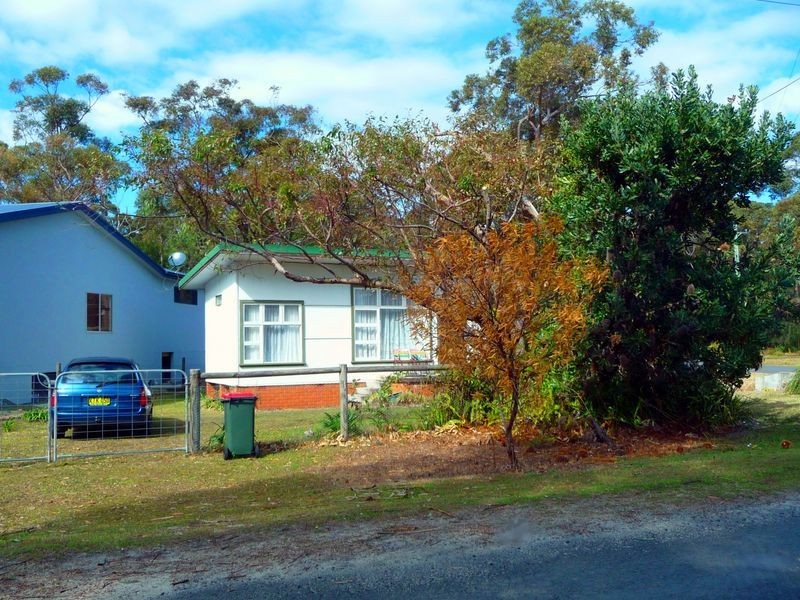 16 Lake Conjola Entrance Road, Lake Conjola NSW 2539
