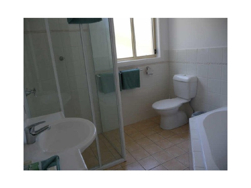 2/19 Augusta Place, Mollymook NSW 2539
