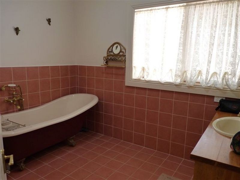 4 Drury Lane, Milton NSW 2538