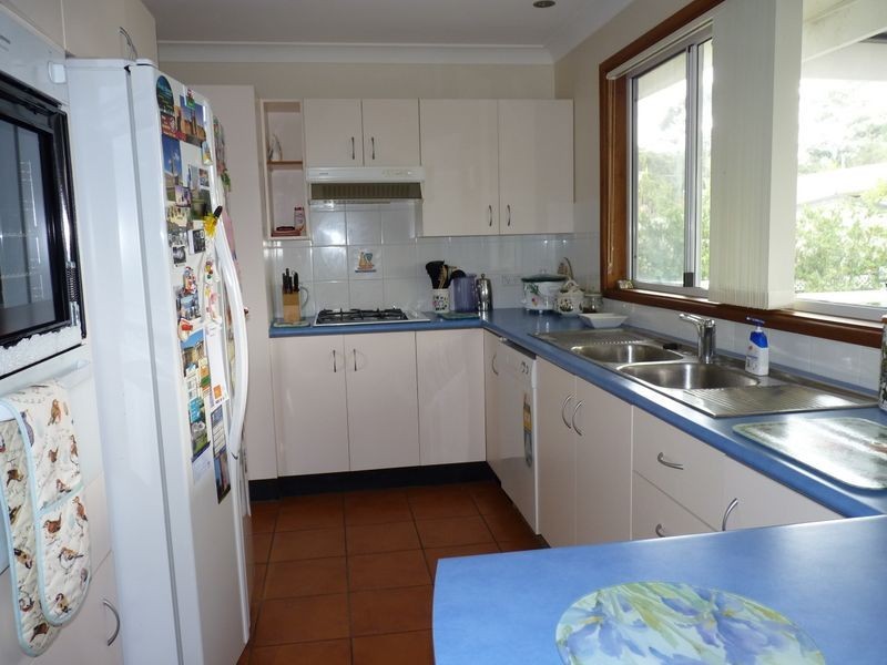 69 Lyra Drive, Lake Tabourie NSW 2539