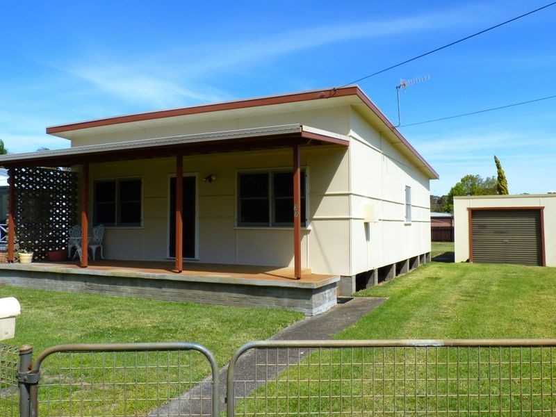 37 Rackham Crescent, Burrill Lake NSW 2539