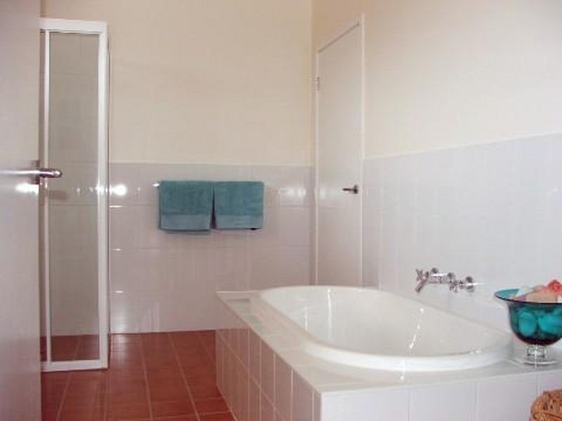 2 Wattlevale Place, Ulladulla NSW 2539