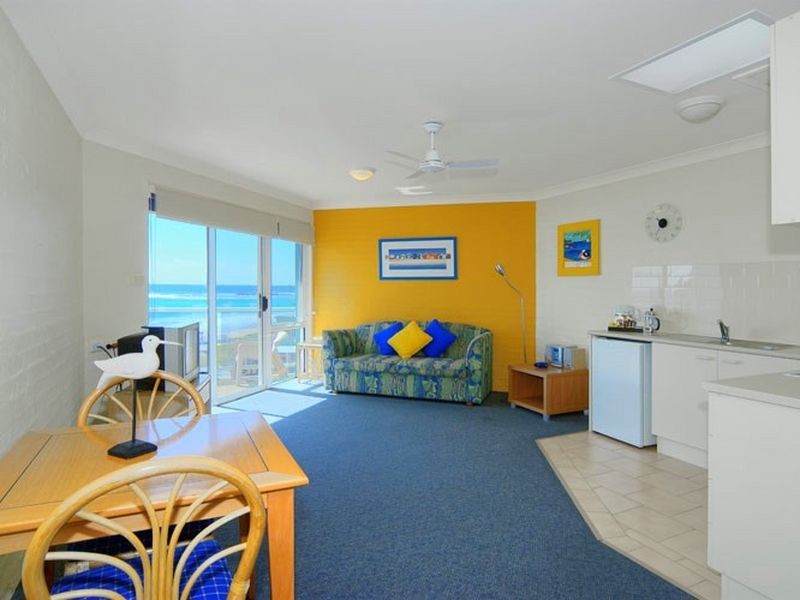 1 Golf Avenue, Mollymook NSW 2539