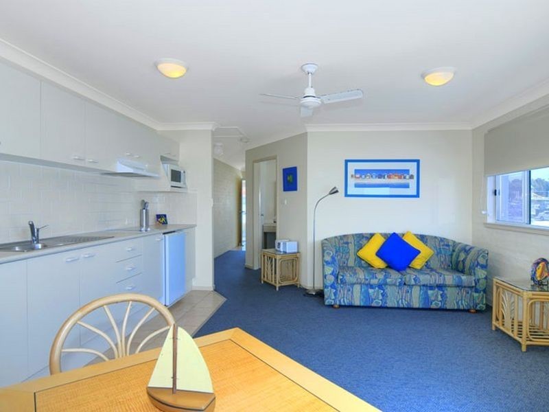 1 Golf Avenue, Mollymook NSW 2539