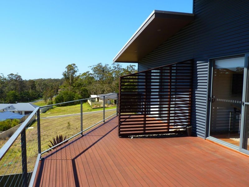 33 Springfield Drive, Mollymook NSW 2539