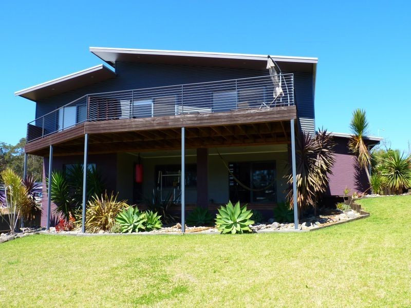 33 Springfield Drive, Mollymook NSW 2539