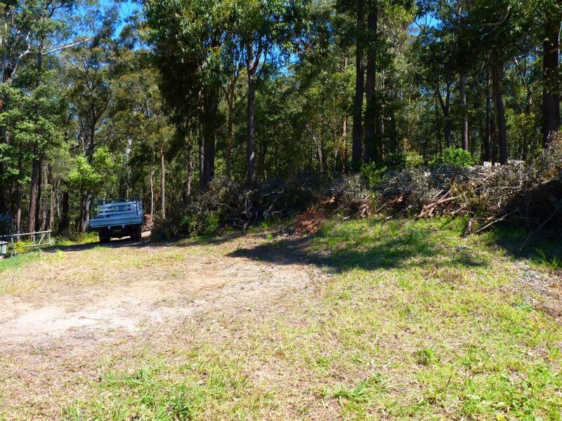 25 Scorpio Grove, Narrawallee NSW 2539