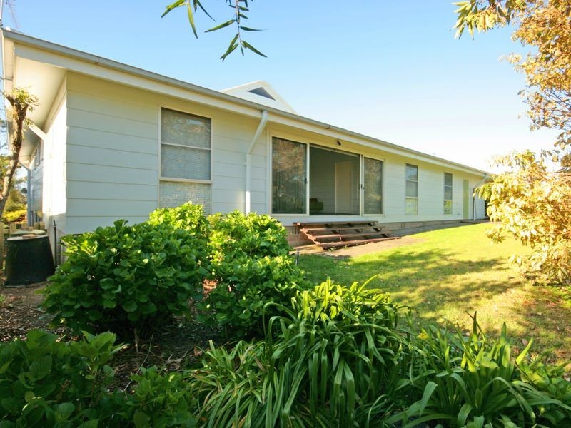 63 Bannister Head Road, Mollymook NSW 2539