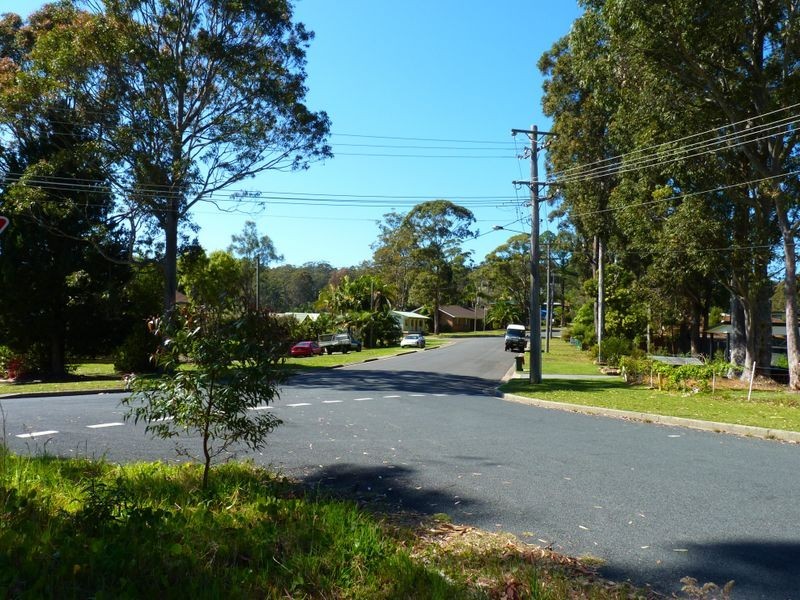 35 James Crescent, Kings Point NSW 2539