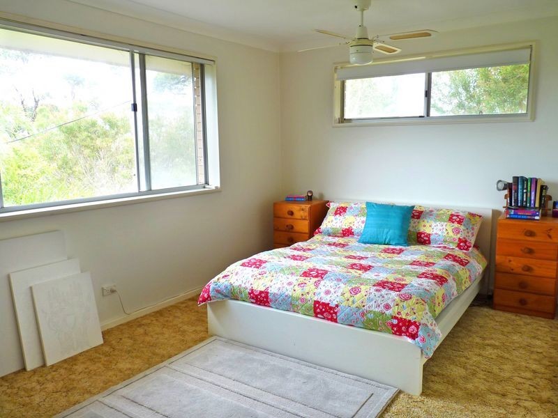 31 Canberra Crescent, Burrill Lake NSW 2539