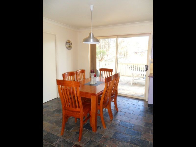 94 Ross Avenue, Narrawallee NSW 2539