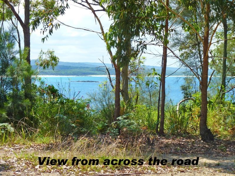 73 Bannister Head Road, Mollymook NSW 2539