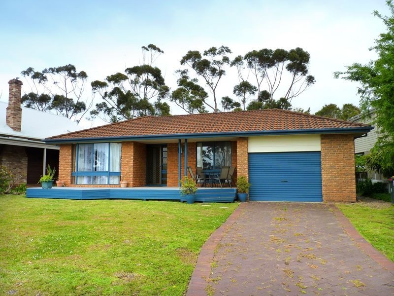 73 Bannister Head Road, Mollymook NSW 2539