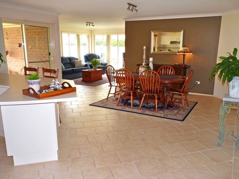 54 Mison Circuit, Mollymook NSW 2539