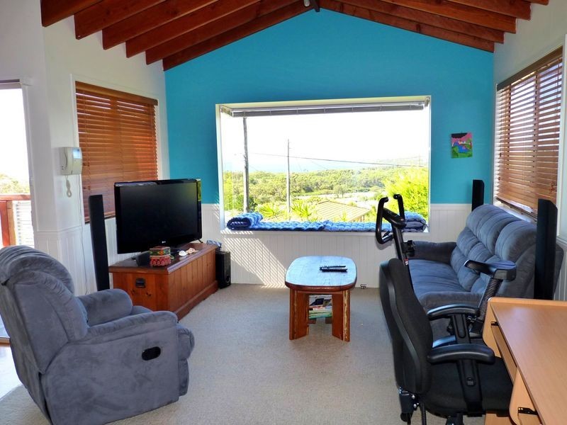 46 Canberra Crescent, Burrill Lake NSW 2539