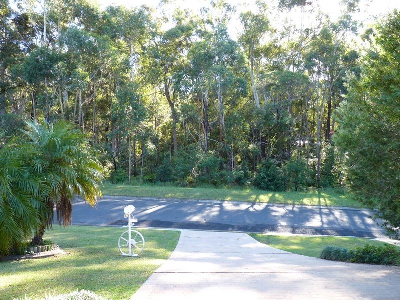 11 Oxley Crescent, Mollymook NSW 2539