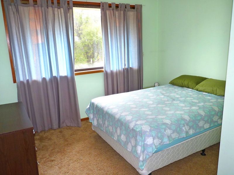 4 Ocean Street, Mollymook NSW 2539