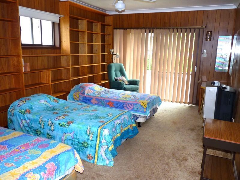 4 Ocean Street, Mollymook NSW 2539