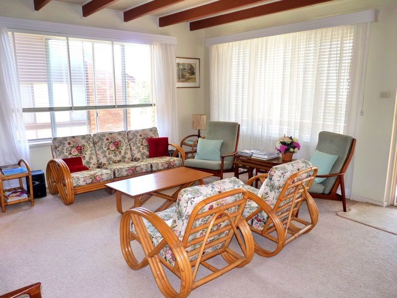 43 Donlan Road, Mollymook NSW 2539