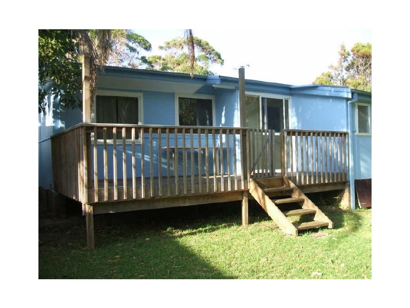 2/9 Donlan Road, Mollymook NSW 2539