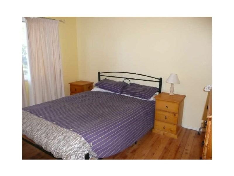 2/9 Donlan Road, Mollymook NSW 2539