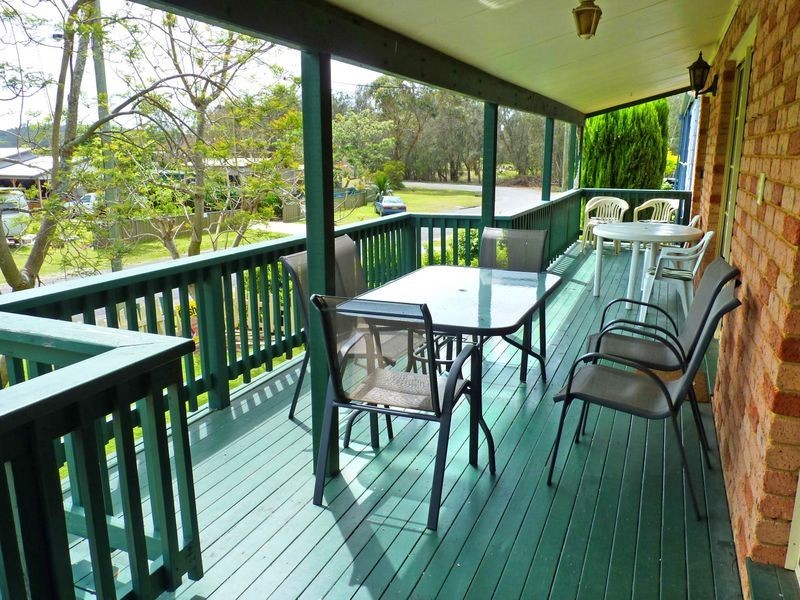 8 Garrad Way, Lake Conjola NSW 2539