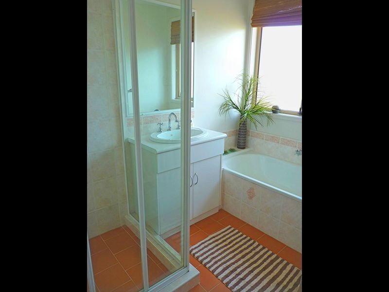 63 Settlers Way, Mollymook NSW 2539