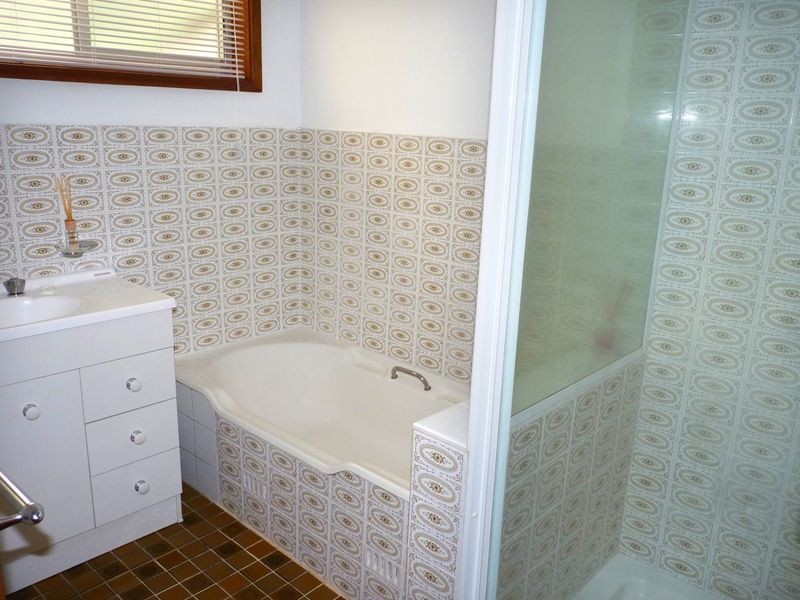 2 Croft Avenue, Ulladulla NSW 2539