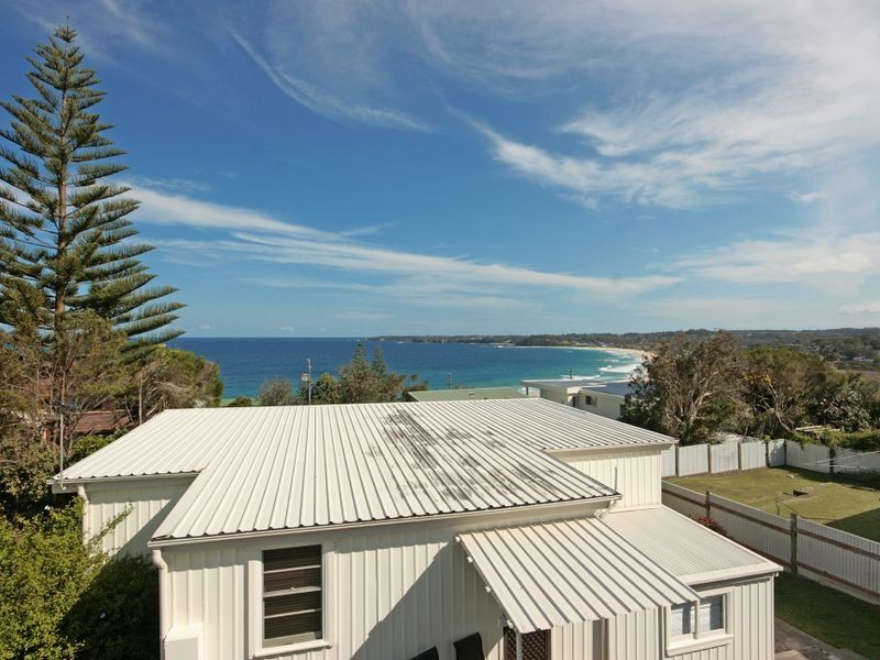 12 Jones Avenue, Mollymook NSW 2539