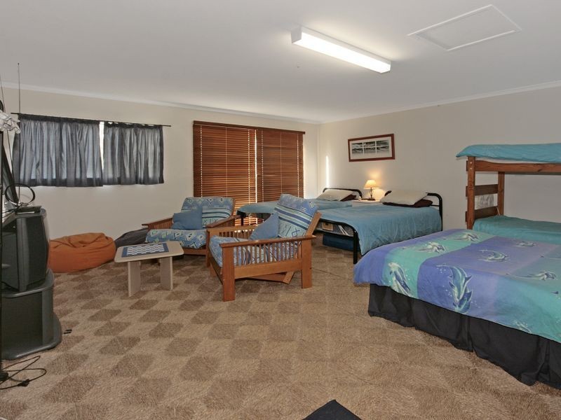 12 Jones Avenue, Mollymook NSW 2539