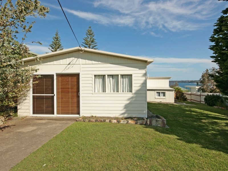 12 Jones Avenue, Mollymook NSW 2539