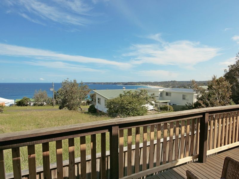 12 Jones Avenue, Mollymook NSW 2539