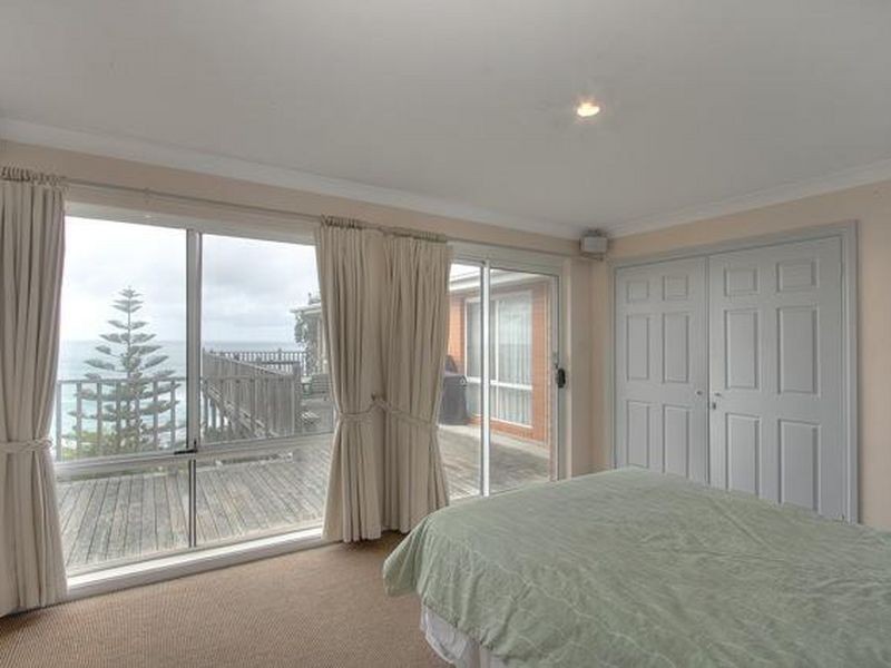 101 Sunset Strip, Manyana NSW 2539