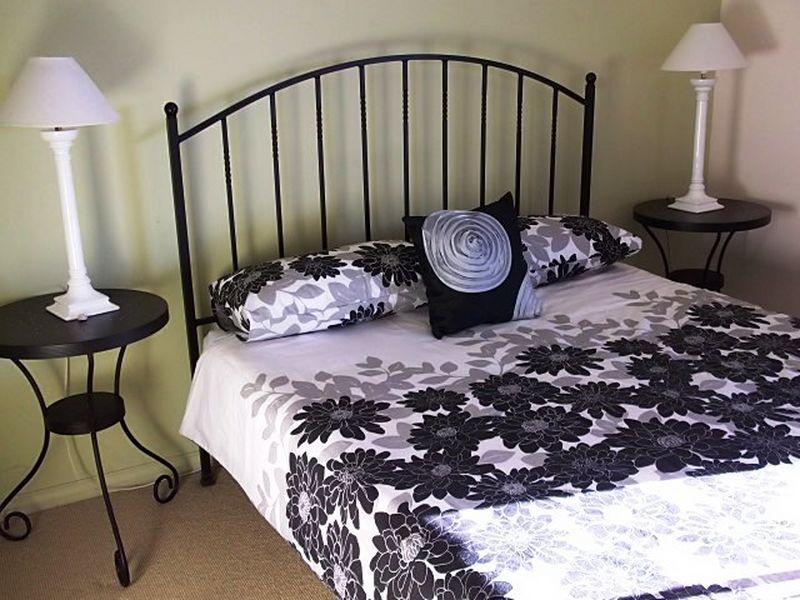 101 Sunset Strip, Manyana NSW 2539