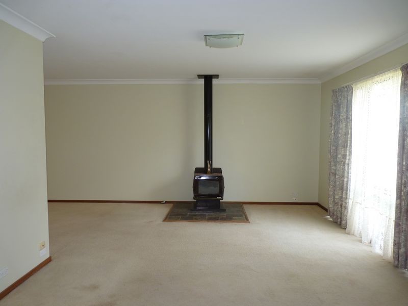 25 Carramar Crescent, Ulladulla NSW 2539