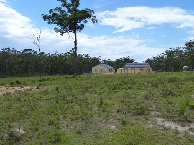 39 Pebbly Beach Road, East Lynne NSW 2536