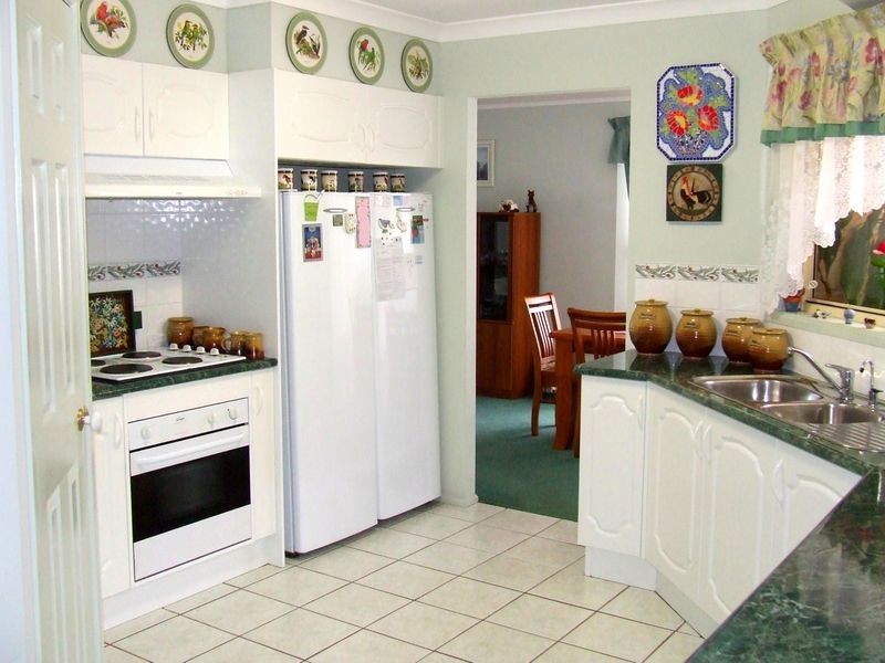 79 Cornfield Parade, Fishermans Paradise NSW 2539
