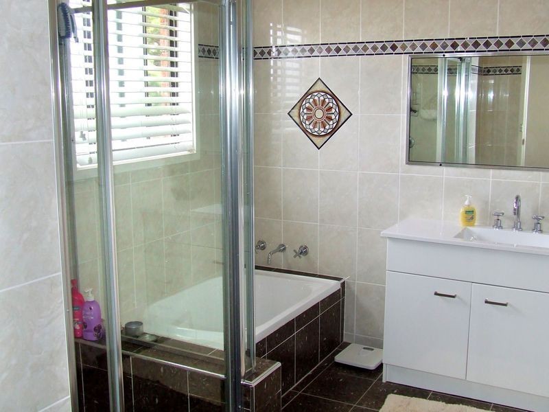 33 Seaview Street, Mollymook NSW 2539