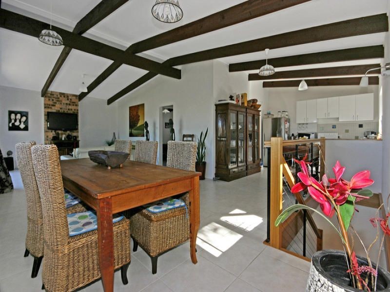 5 Parkinson Street, Narrawallee NSW 2539