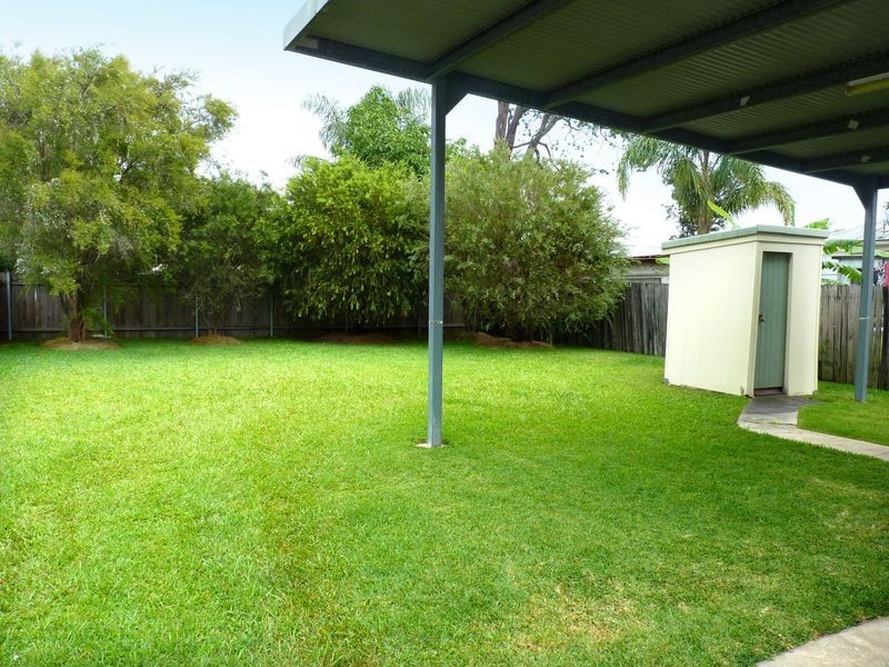 14 Commonwealth Avenue, Burrill Lake NSW 2539