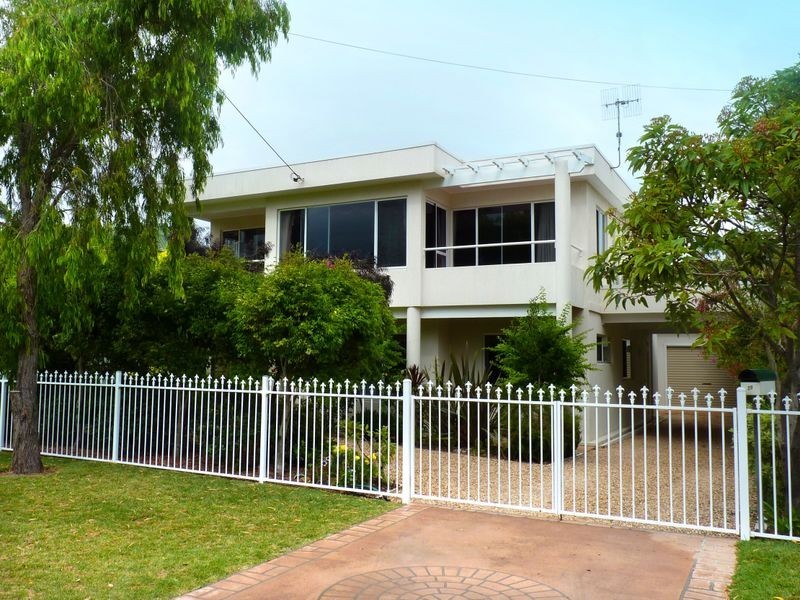 29 Matron Porter Drive, Narrawallee NSW 2539