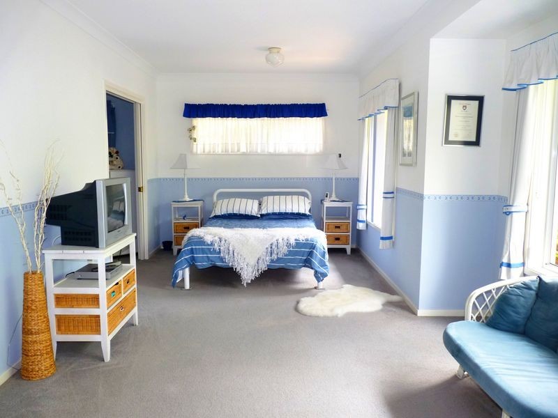 29 Matron Porter Drive, Narrawallee NSW 2539